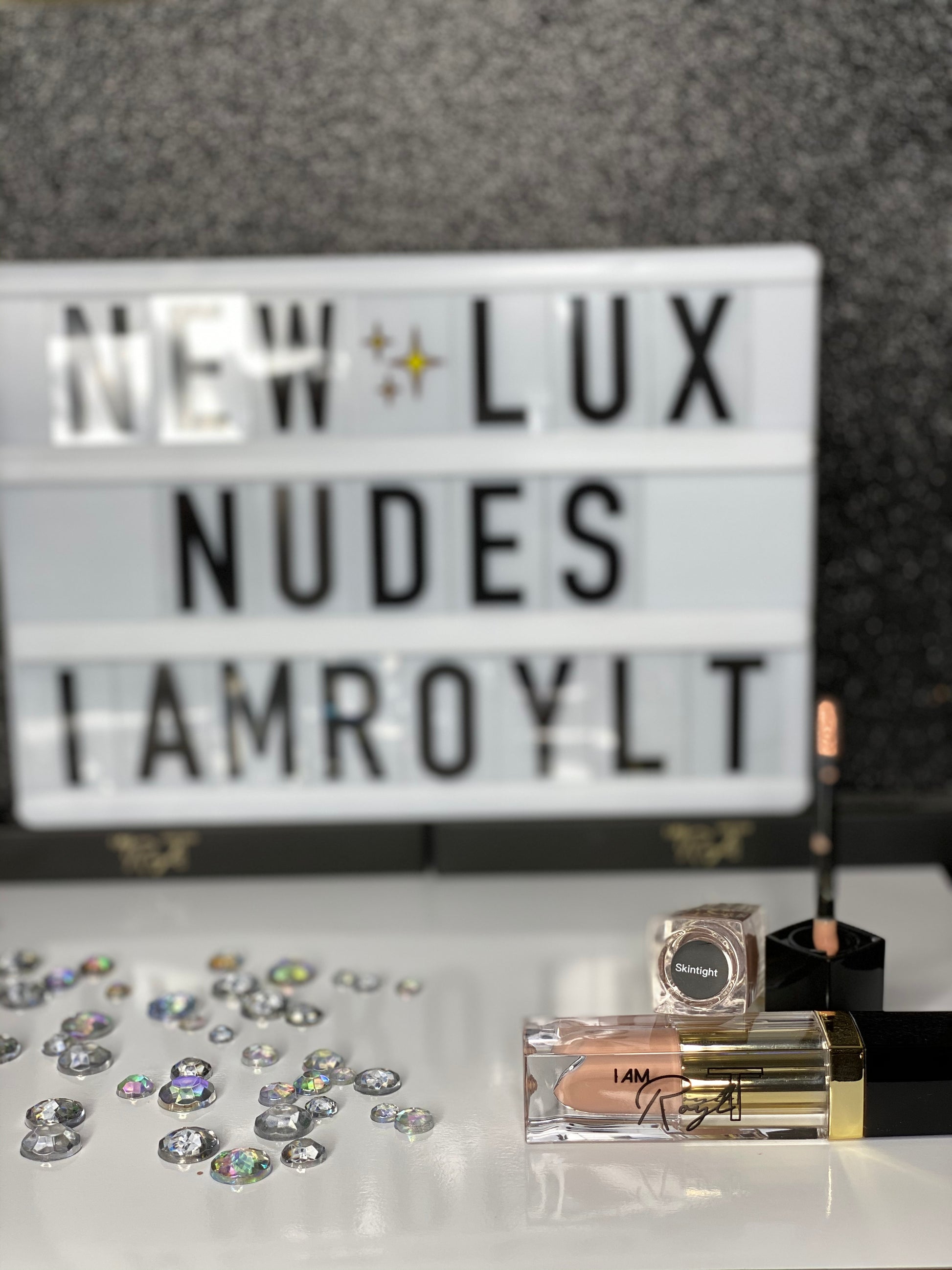 Lux Lips Royl Nude Collection - IAMROYLT